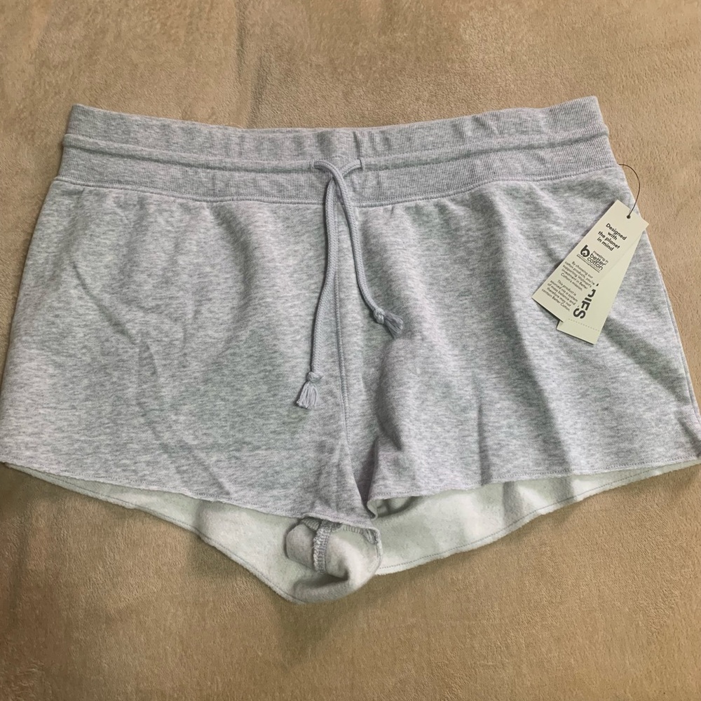 No Boundaries Light Gray Fleece Shorts